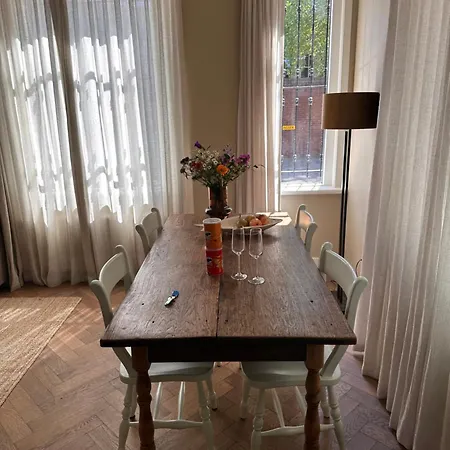 Perron Boutique Lägenhet *